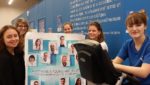Les cinq étudiantes lancent la journée sportive à l'Orange Bleue, pour soutenir la recherche contre le cancer